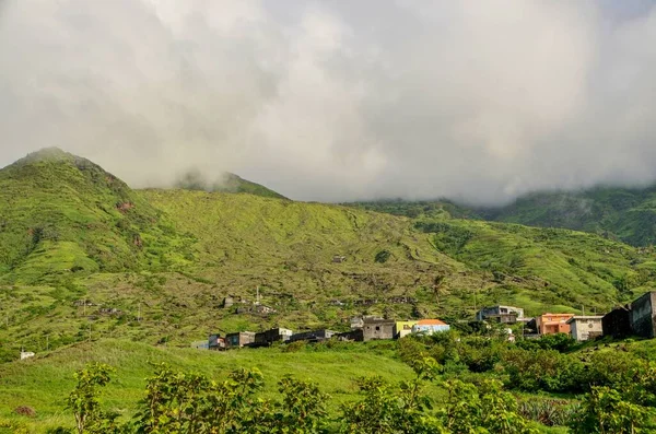 Paisagem Verde Torno Aldeia São Jorge Durante Estação Chuvosa Fogo — Fotografia de Stock