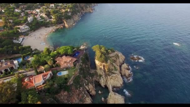 Cala Bona San Fransesc Bay Beach opgenomen met drone 4 k video 24 fps — Stockvideo