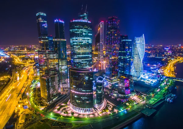 Arranha-céus moscow cidade — Fotografia de Stock