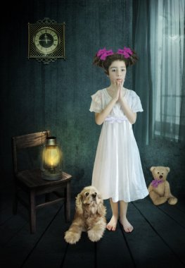 Onun gecelik, küçük kız