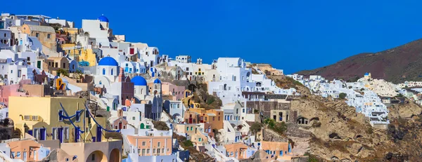 Panoramę wiosce Oia Santorini. Grecja — Zdjęcie stockowe