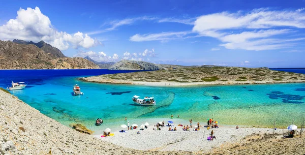 Krásné tyrkysové pláže Řecka - Astypalaia — Stock fotografie