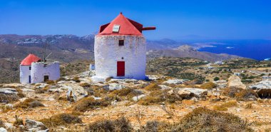 Geleneksel Yunanistan - yel değirmenleri Amorgos Adası