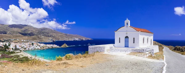 Lindas paisagens da Grécia - Ilha Andros, vista panorâmica — Fotografia de Stock