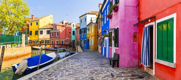 Cidade Piscatória Tradicional Mais Colorida Aldeia Burano Ilha Perto Veneza — Fotografia de Stock