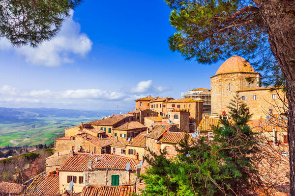 Исторические средневековые города Тосканы, Вольтерра. Путешествия по Италии и достопримечательности