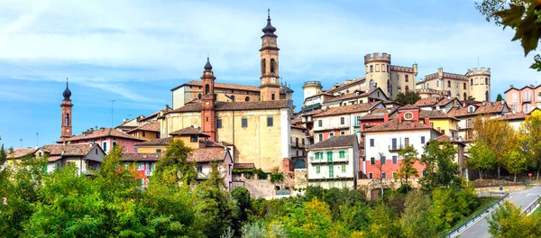 Village Médiéval Pittoresque Italien Borgo Château Costiglione Asti Dans Piémont — Photo