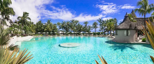 Luxury Star Resort Territory Swimming Pool Hotel Rooms Lux Bell — Stock Photo, Image