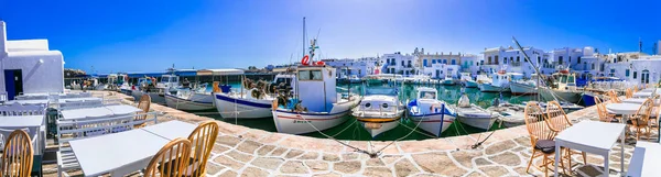 Grecja Podróżuje Cyklady Wyspa Paros Urocza Wioska Rybacka Naousa Widok — Zdjęcie stockowe