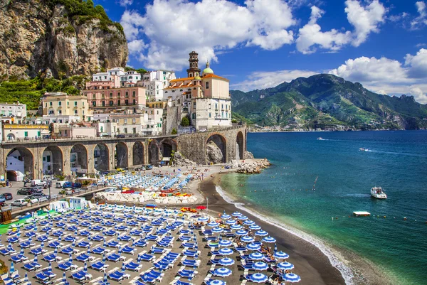 Bella Italia series - Atrani vesnice, pobřeží Amalfi — Stock fotografie