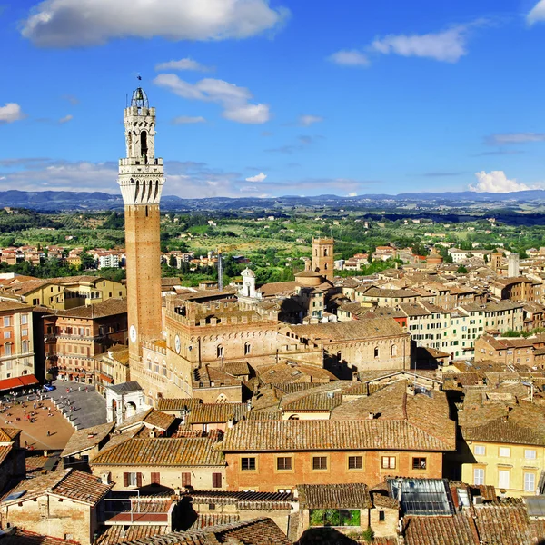 Siena, Toskánsko, pohled na piazza del campo — Stock fotografie