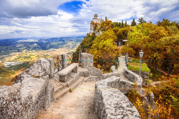 Herfst in San Marino, Italië — Stockfoto