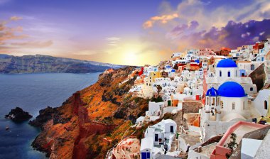 santorini üzerinden günbatımı