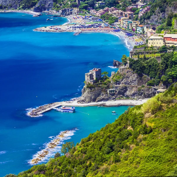 Vista di Monterosso al mare, Ligurského pobřeží. Cinque terre — Stock fotografie