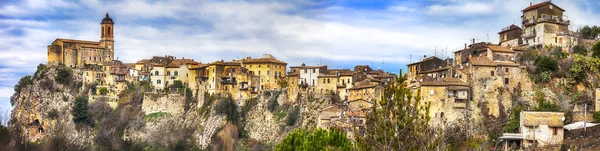 Toffia village haut de la colline (beaux villages d'Italie série ) — Photo