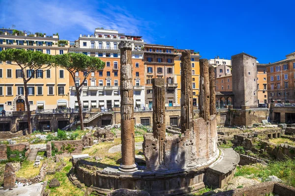 Roma antik - piazza Argentina, atraksi wisata — Stok Foto