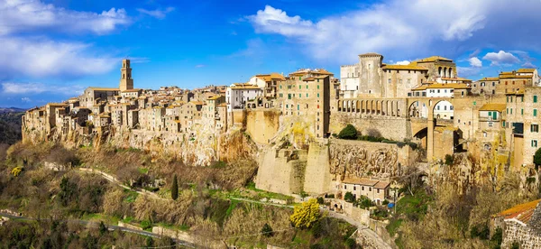 Amazing Italy series - panorama of Pitigliano, Tuscany — Stock Photo, Image