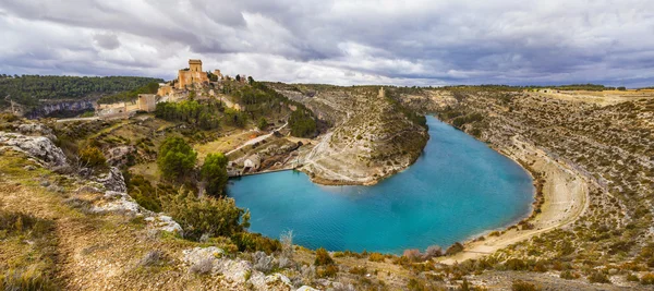 Impressive castles of Europe series - Аларкон, Испания (Casile l — стоковое фото