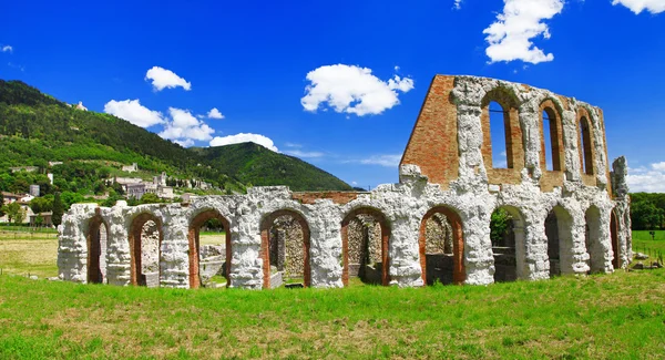 Gubbio, Dana, Itálie - starobylé teatro romano — Stock fotografie