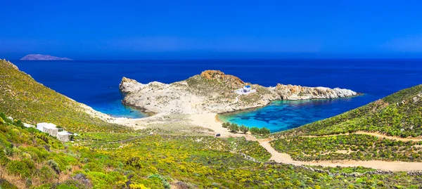 Serifos, praia de Ágios Sostis — Fotografia de Stock