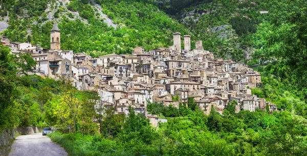 Villages médiévaux pittoresques d'Italie — Photo