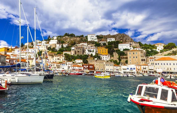 Greek holidays - pictorial port of Hydra island — Stock Photo, Image