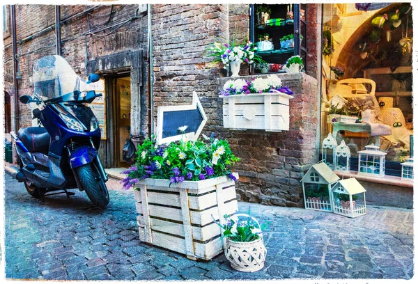 Charming streets of medieval towns of Italy, Urbino,artistic picture — Stock Photo, Image