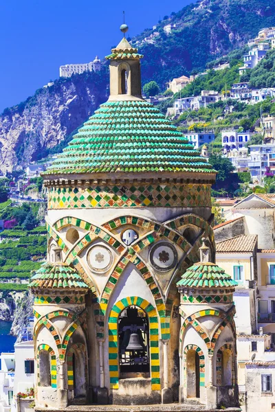 Krásné kostely, Amalfi, Itálie — Stock fotografie