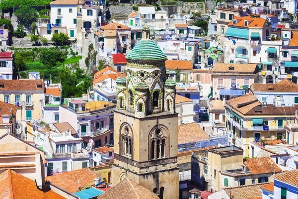 Hermosas iglesias de Amalfi — Foto de Stock