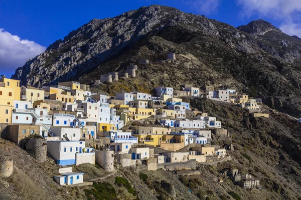 Beaux villages de Grèce - impressionnant Olimbos dans l'île de Karpathos — Photo