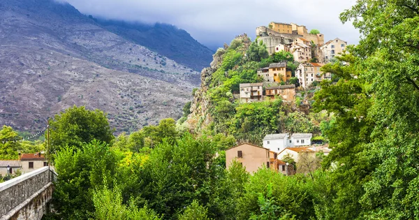Corte - beeindruckende mittelalterliche Stadt auf Korsika — Stockfoto
