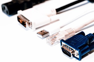 bilgisayar kabloları