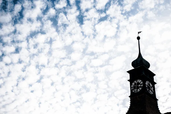 Tower with clock — Stock Photo, Image