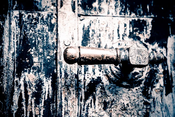 Old door handle — Stock Photo, Image