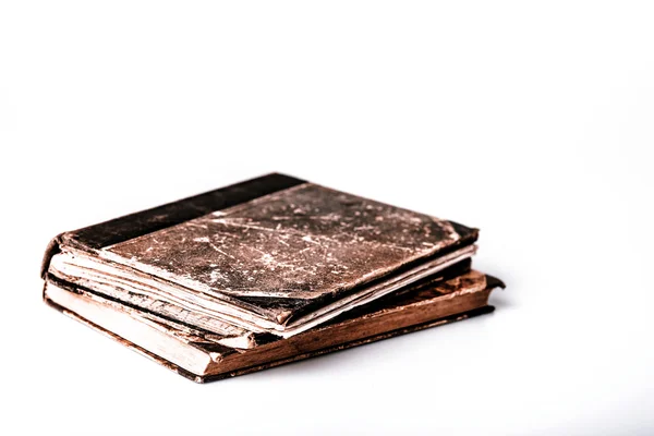 흰색 바탕에 아름 다운 오래 된 두 권의 책을 근접 촬영 — 스톡 사진