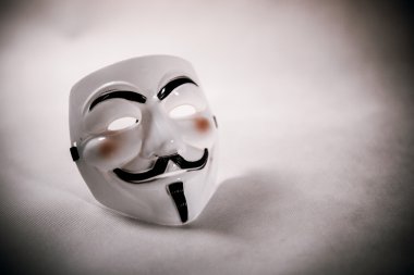 Anonim maskesi