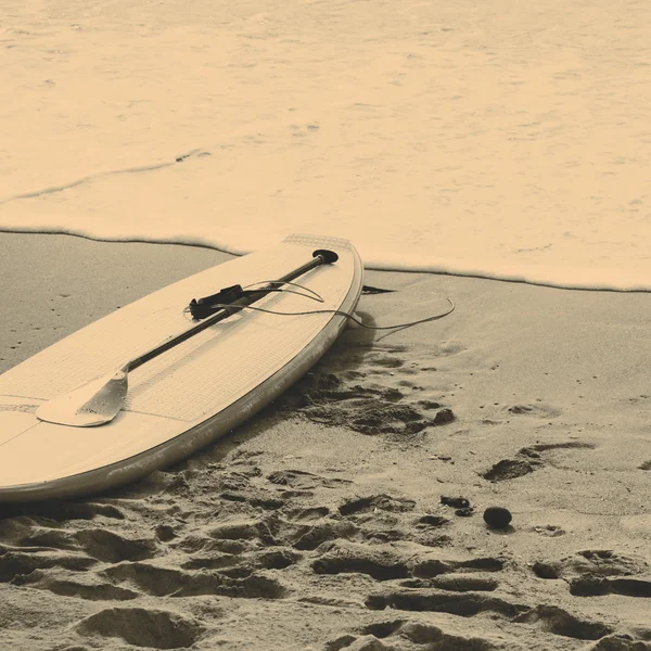 Beach and surf board — Stock Photo, Image