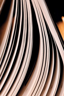 açık bir kitap closeup