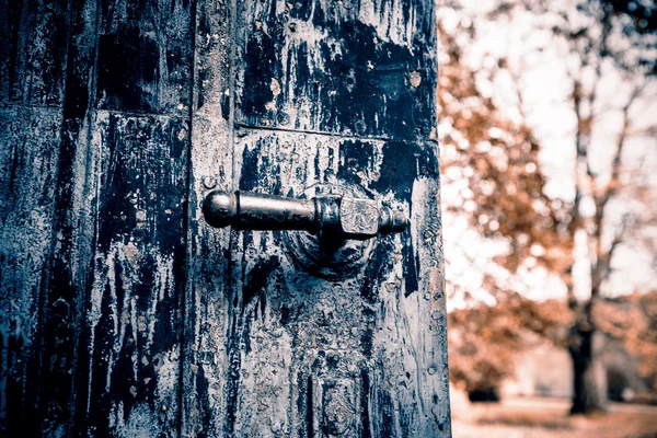 Maniglia porta vecchia — Foto Stock