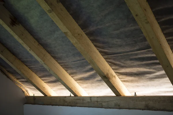 Dachkonstruktion aus Holz — Stockfoto