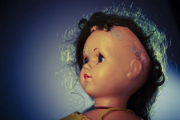 Head of beatiful scary doll like from horror movie — Stock Photo, Image