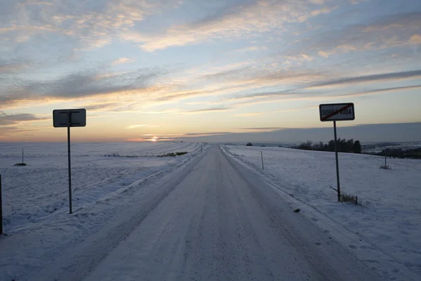 Vinterlandskap - snö och is — Stockfoto