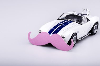 bautiful mavi ve beyaz araba, roadster bıyıklı