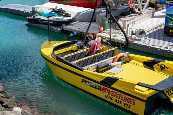 Airlie Beach Queensland Australien April 2021 Ein Leeres Düsenboot Yachthafen — Stockfoto