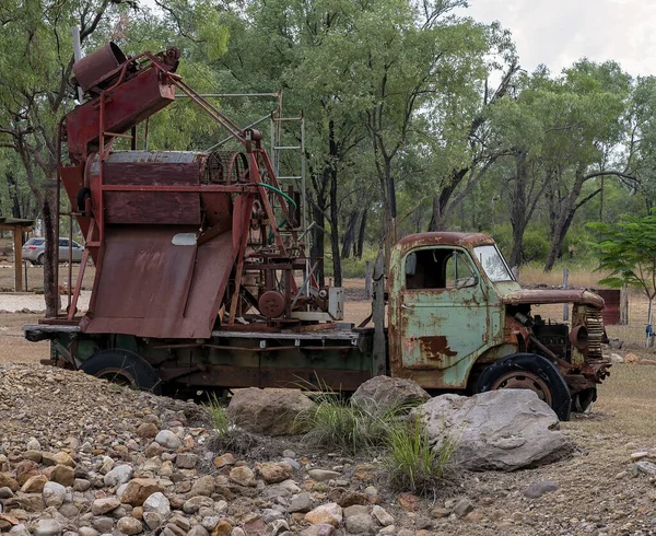 Rusted Decaying Vintage Truck Disused Mining Equipment Back — Stock Photo, Image