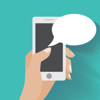 El smartphone boş konuşma balonları ile tutarak