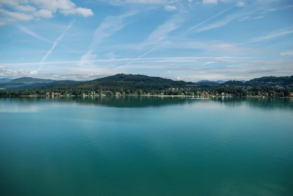 Lago nelle Alpi — Foto Stock