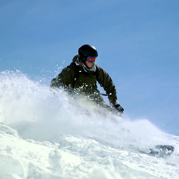 깊은 분말의 snowboarder — 스톡 사진