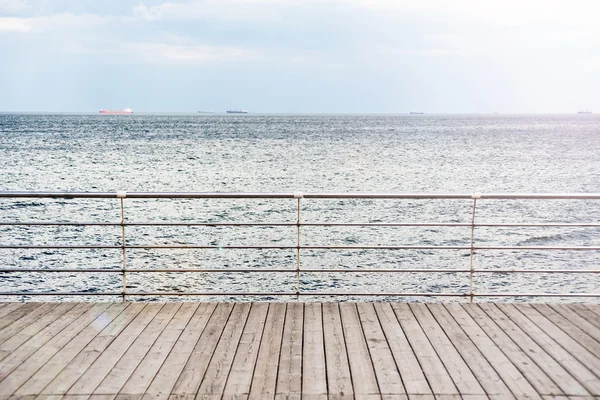 Wooden pier and sea view — Stock Photo, Image