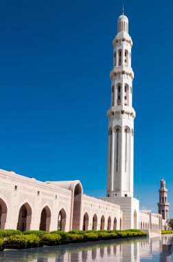 Sultan Qaboos bin cami, Muscat, Umman avlusu